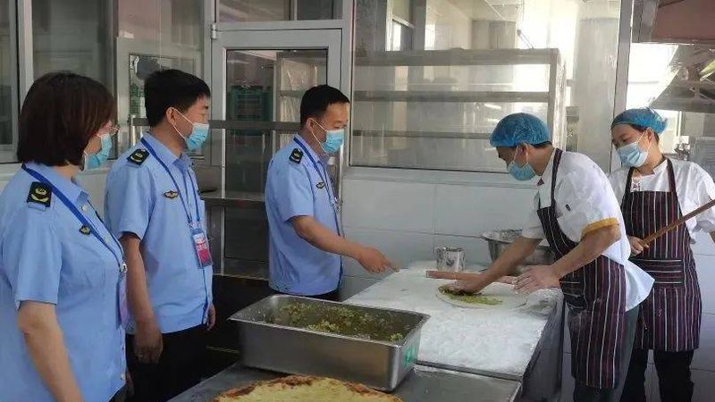 办公室充饥小饼干定制礼盒：健康零食的个性化选择