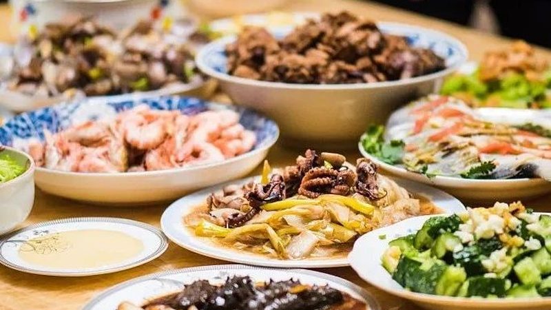 生抽与老抽：红烧肉的黄金搭档，如何选择？**
